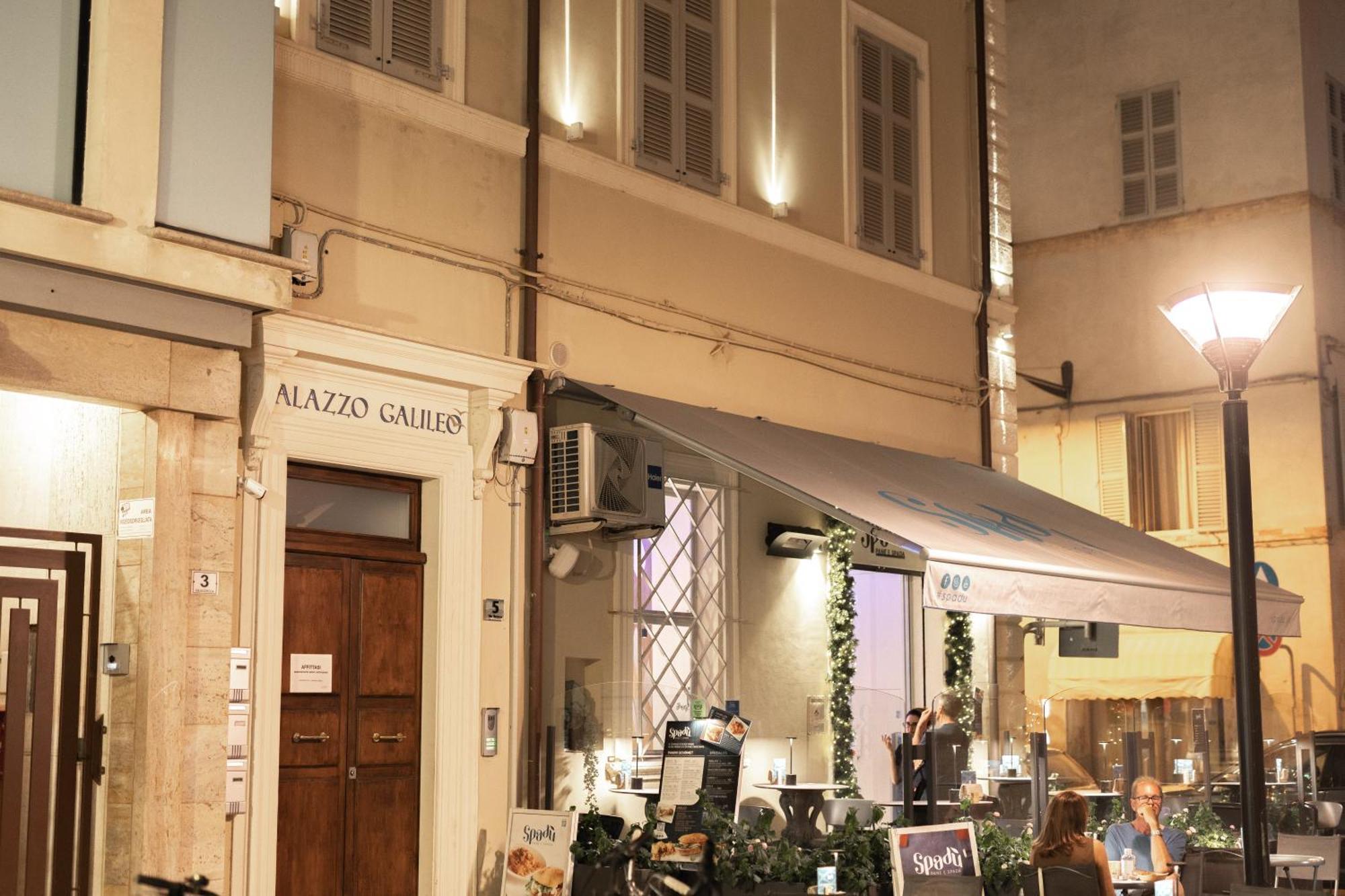 Palazzo Galileo Apartment San Benedetto del Tronto Luaran gambar